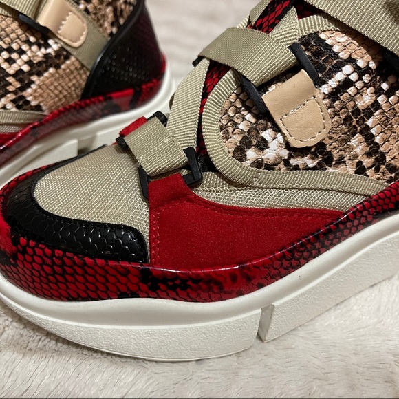 High Top Snake Print Sneakers - Picture 6 of 6